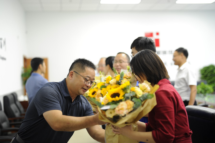 1609405757356636.png 8.png